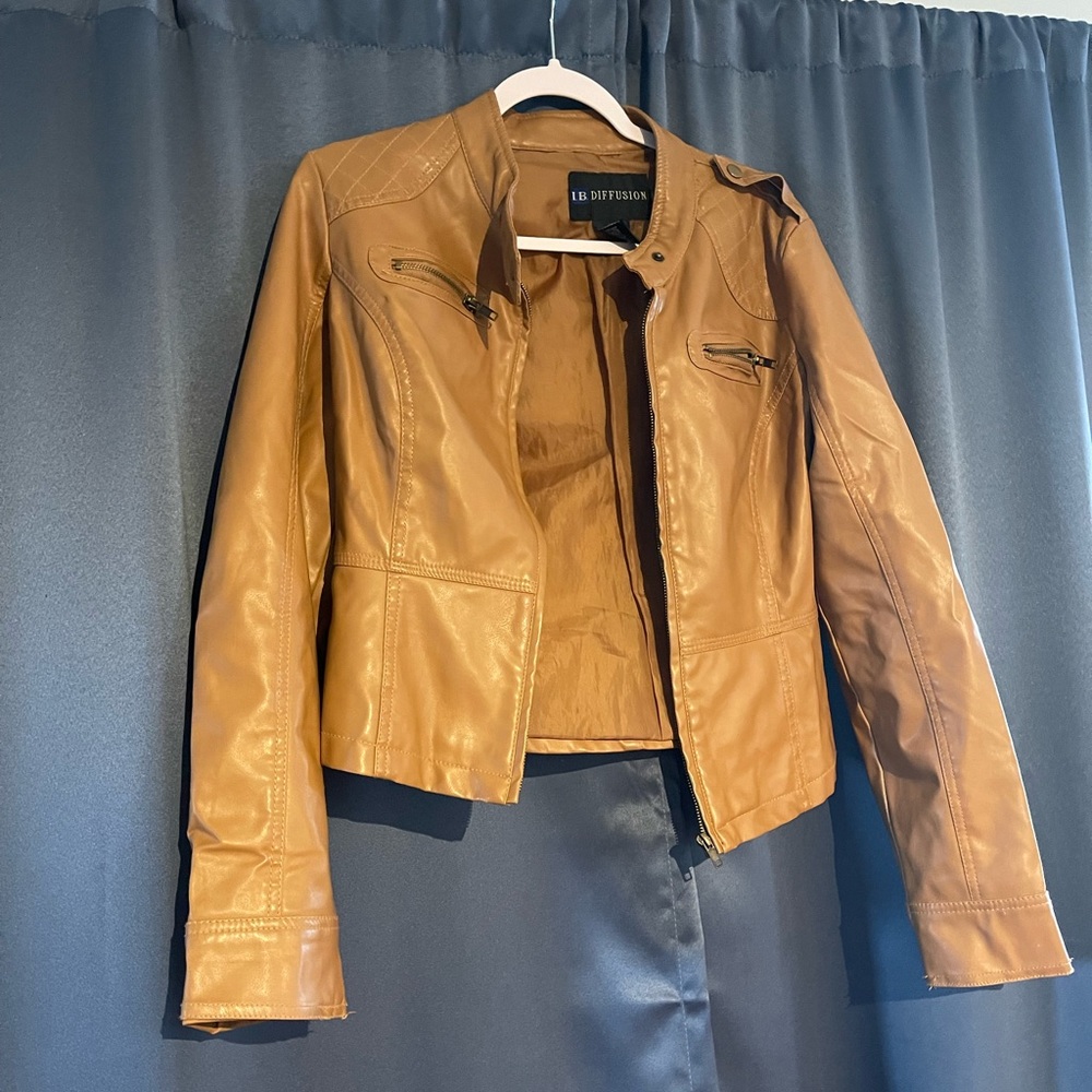 Comfortable faux leather jacket